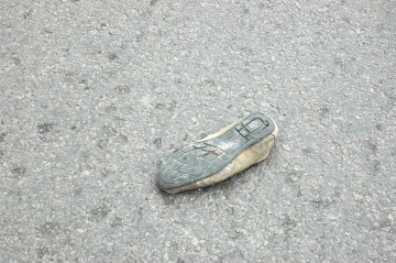 Un pieton băut a fost lovit de microbuz
